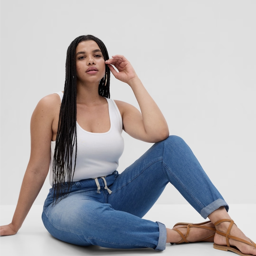 XL Gap mid rise easy pull-on jeans